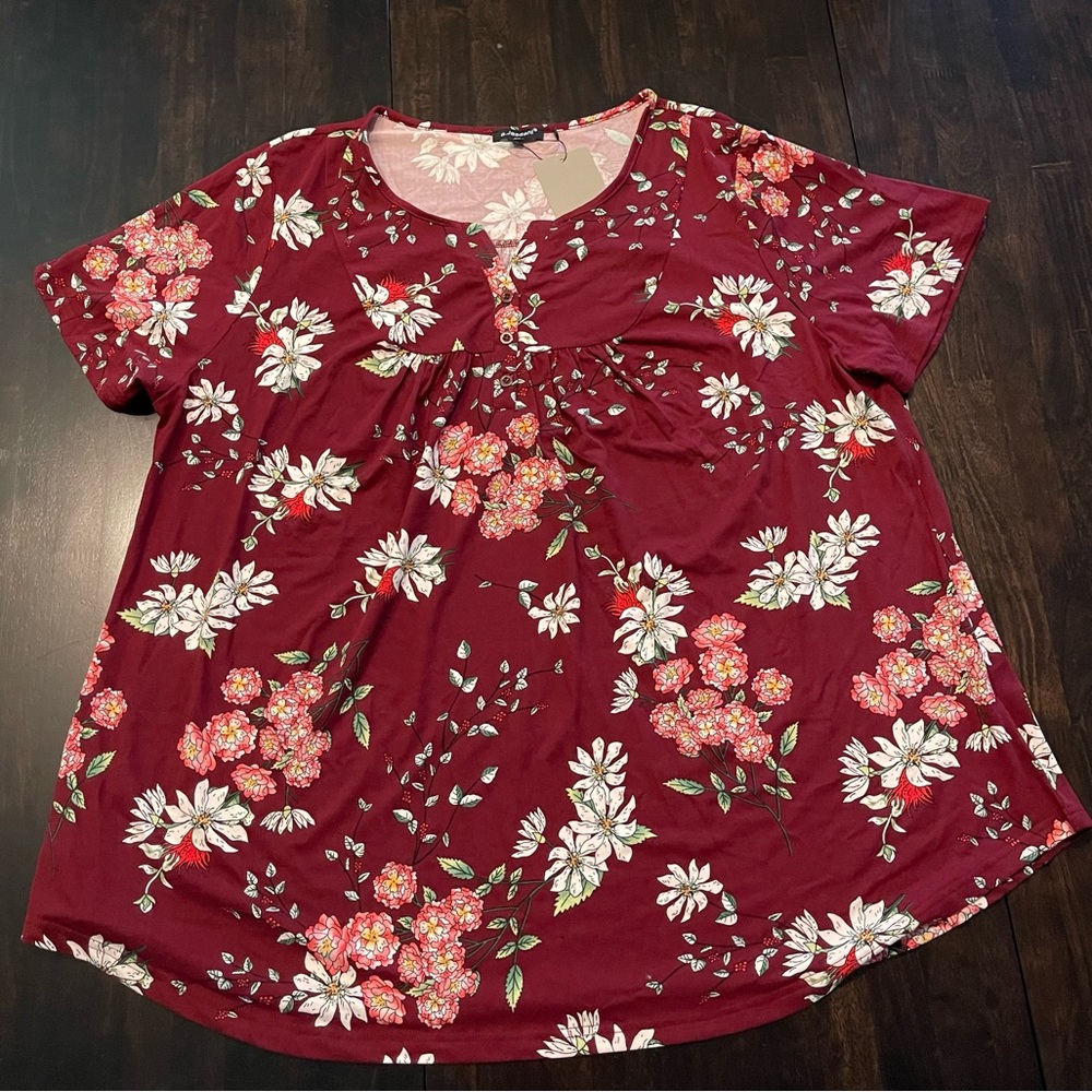a.Jesdani Women’s Floral Tunic Top, size 3xl, NWT